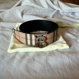Men's Burberry Reversible Leather Belt